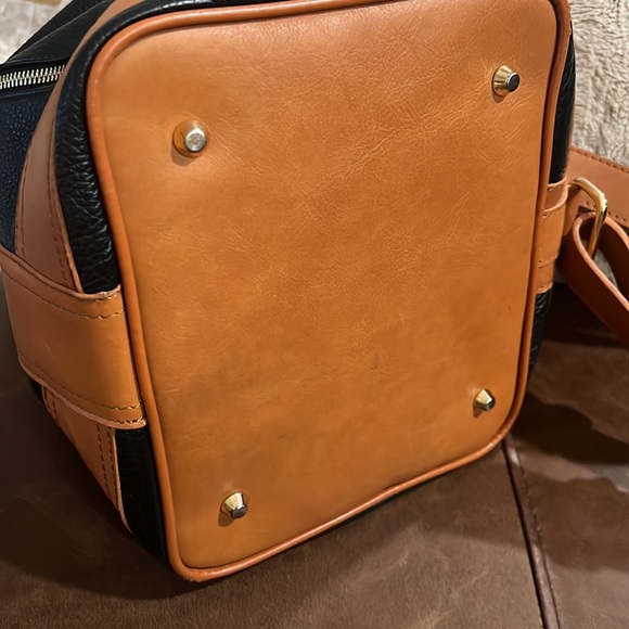 VALENTINA Made in ITALY LEATHER CONVERTIBLE BACKPACK - Picture 8 of 16